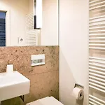 Seaside 10 Apartment *