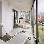 Seaside 10 Apartment *